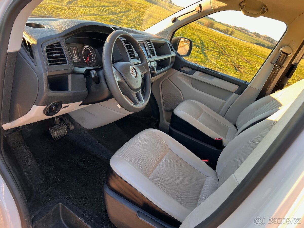 Volkswagen Transporter T5 T6 interiér, sedadla. - 4