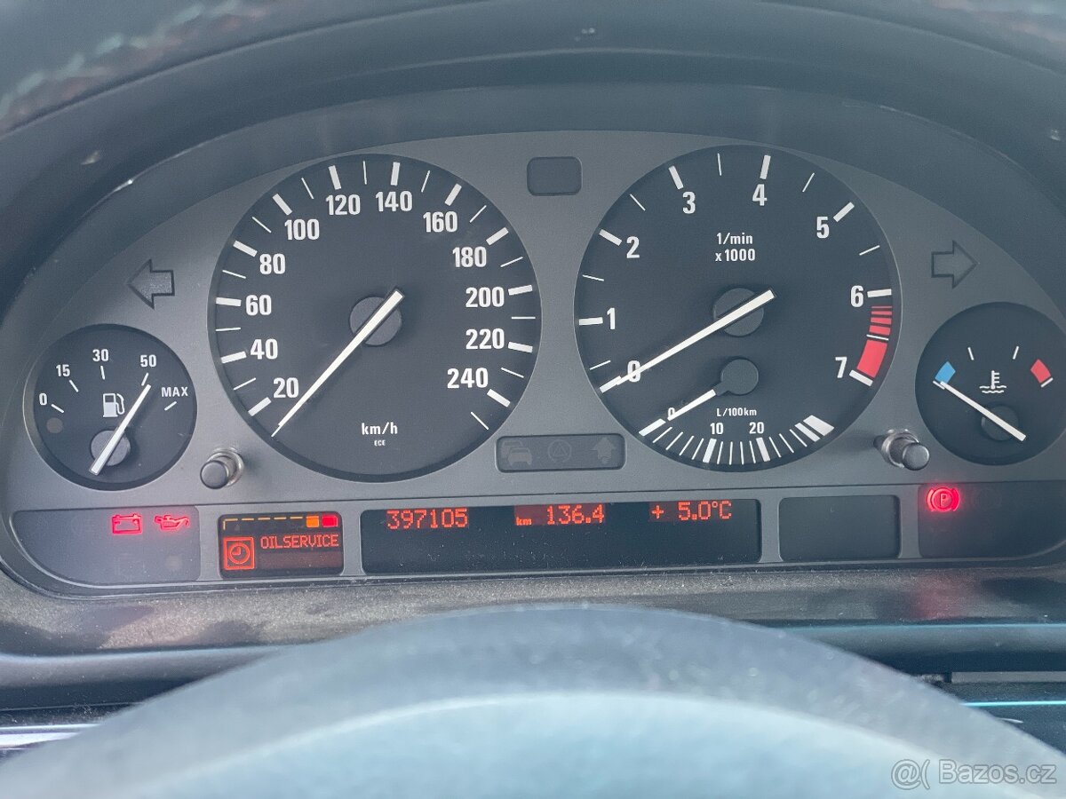 E39 528i touring - 4