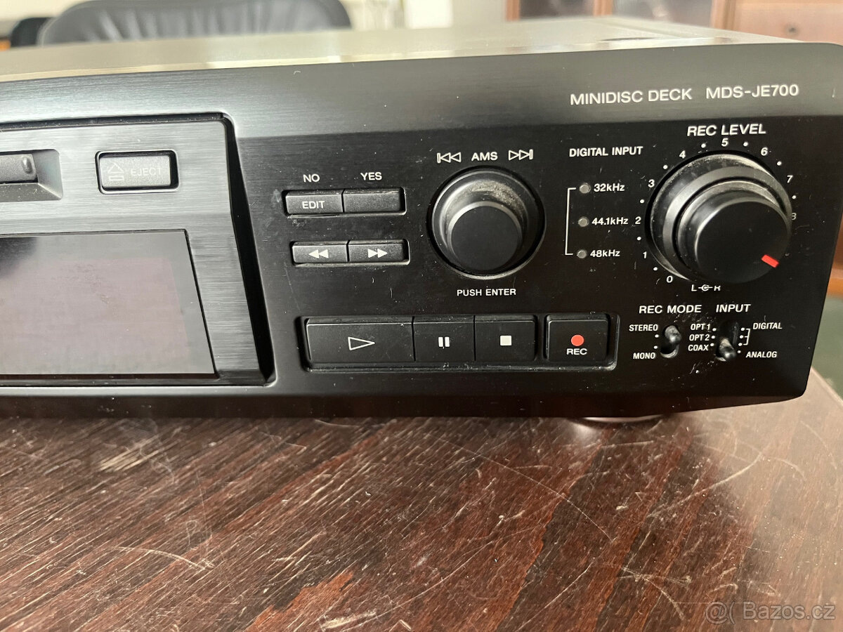 Prodám MINIDISC DECK MDS-JE700 - 4