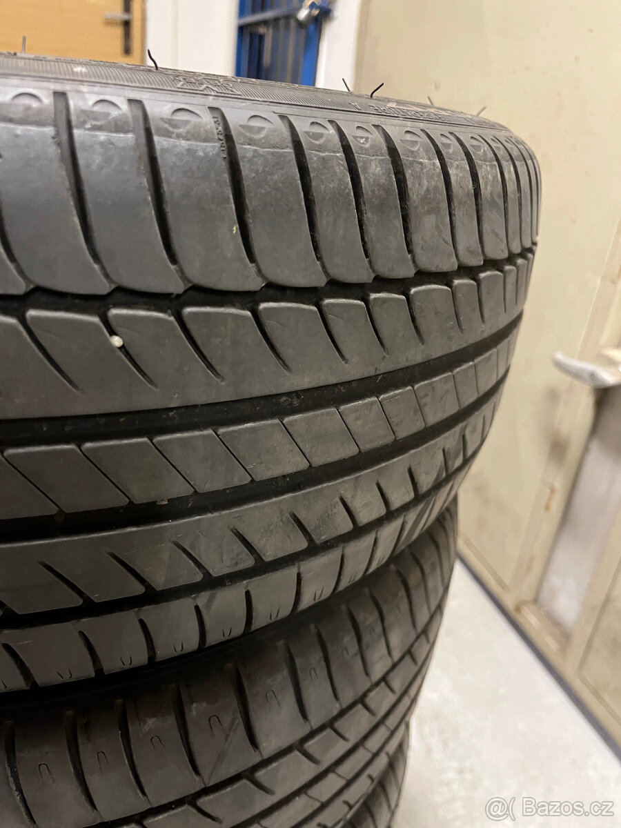 Michelin Primacy HP 215/45 r17 - 4