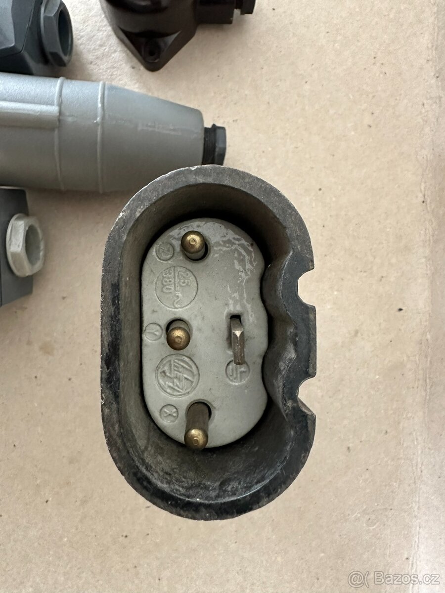 Elektromateriál - 4