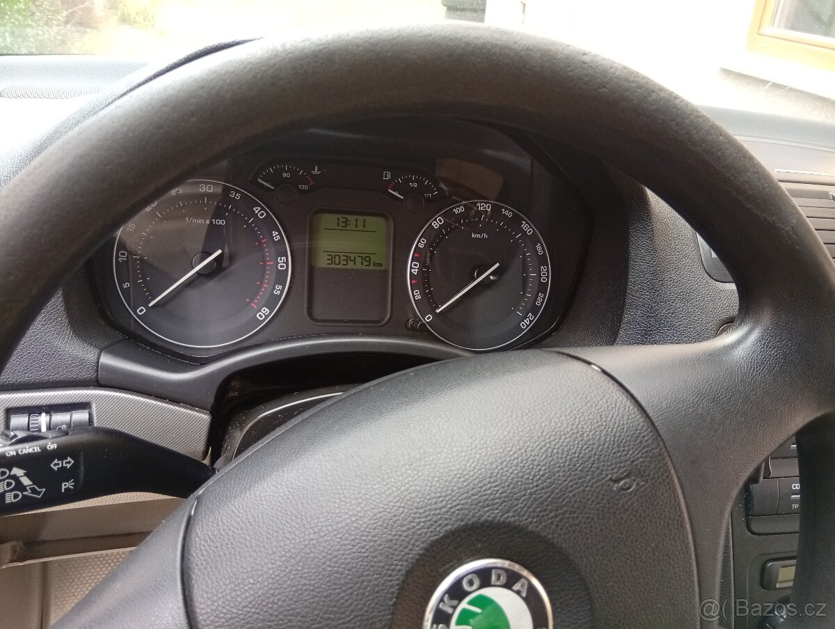 Škoda Octavia II RS Paket - 4