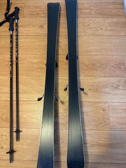 Švýcarské sportovní lyže zn. MOLITOR, R 10.5, délka 149 cm - 4