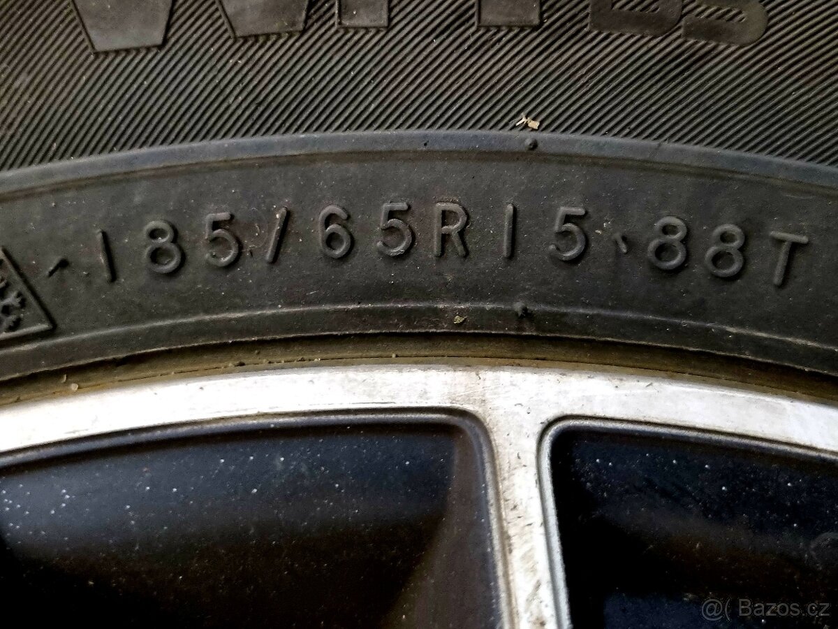 4x100 R15 Dacia Sandero - 4