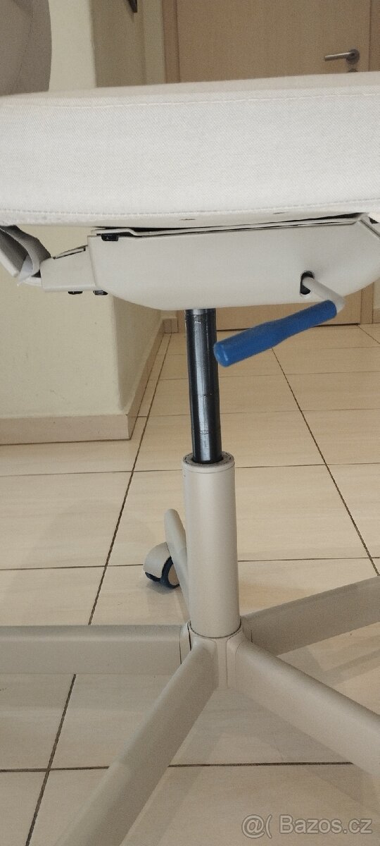 Kancelářská židle polohovací - 4