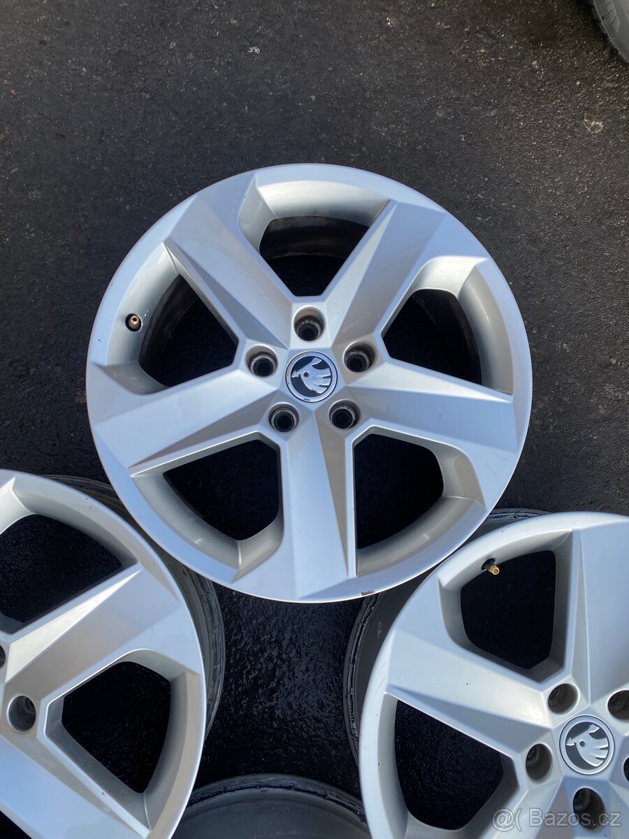 5x112 R17 DORADO - 4