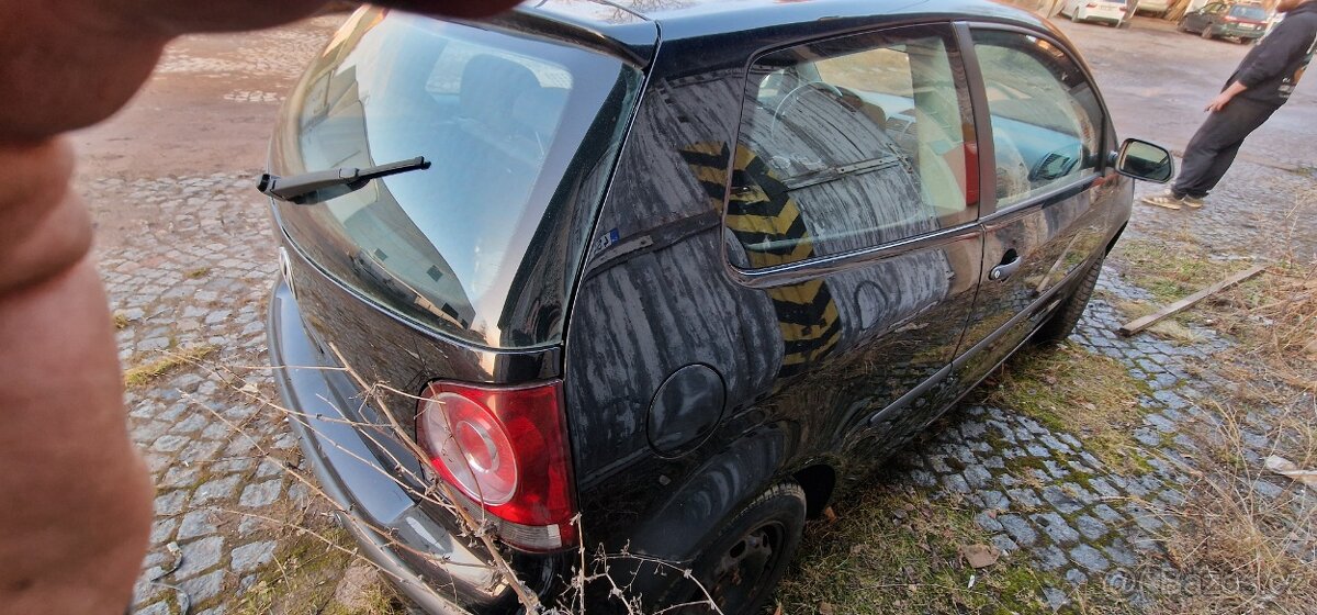 Vw polo 9N 1.2htp 40kw 3dvéřák - 4