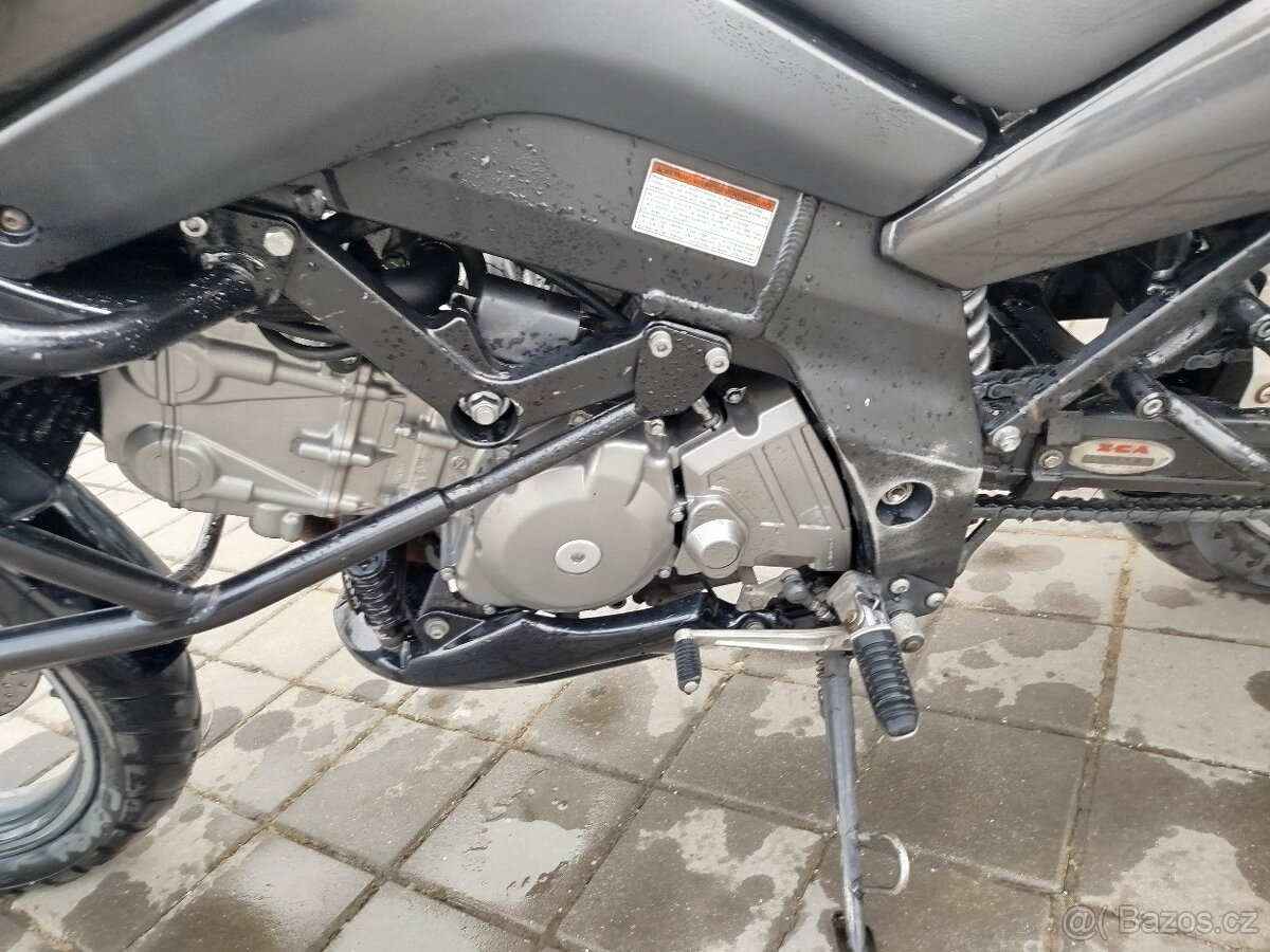 Suzuki DL 650 v strom 2008 - 4