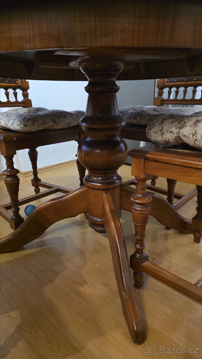 Stůl + 4x židle masív - 4