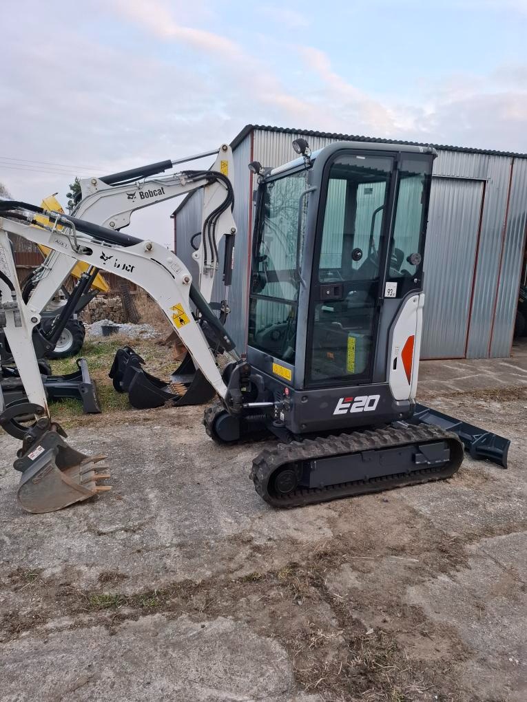 BOBCAT E 20 Z - 4