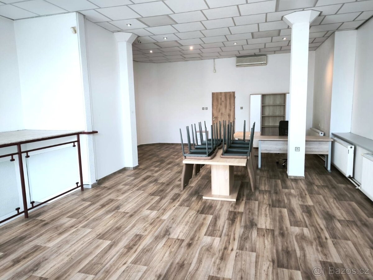 K pronájmu komerční prostor 65m2, v centru Havířova - 4