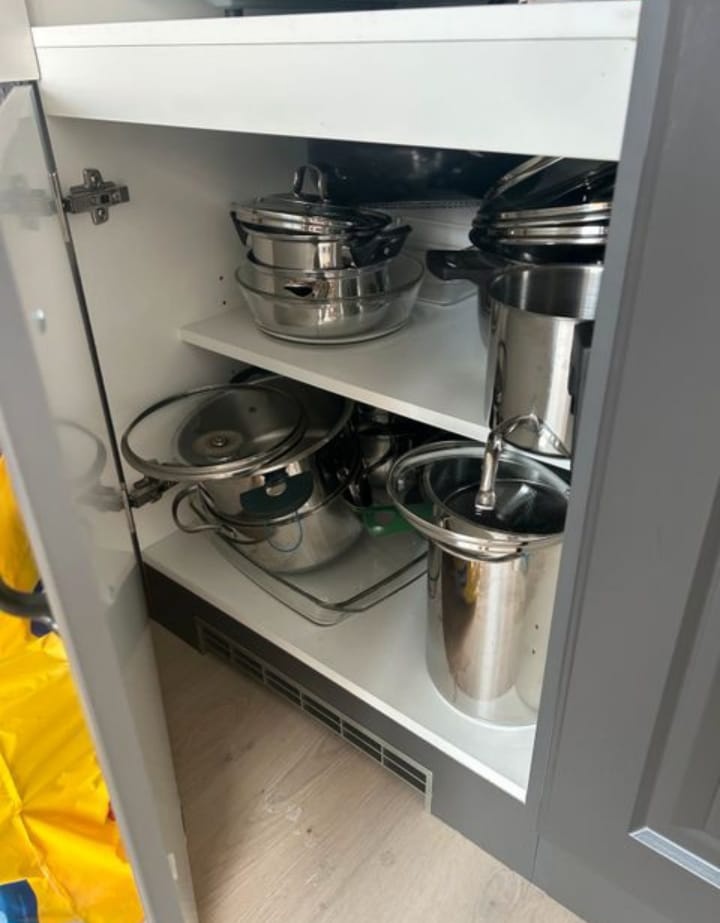 Nová šedá kuchyňská linka se spotřebiči,5648 - 4