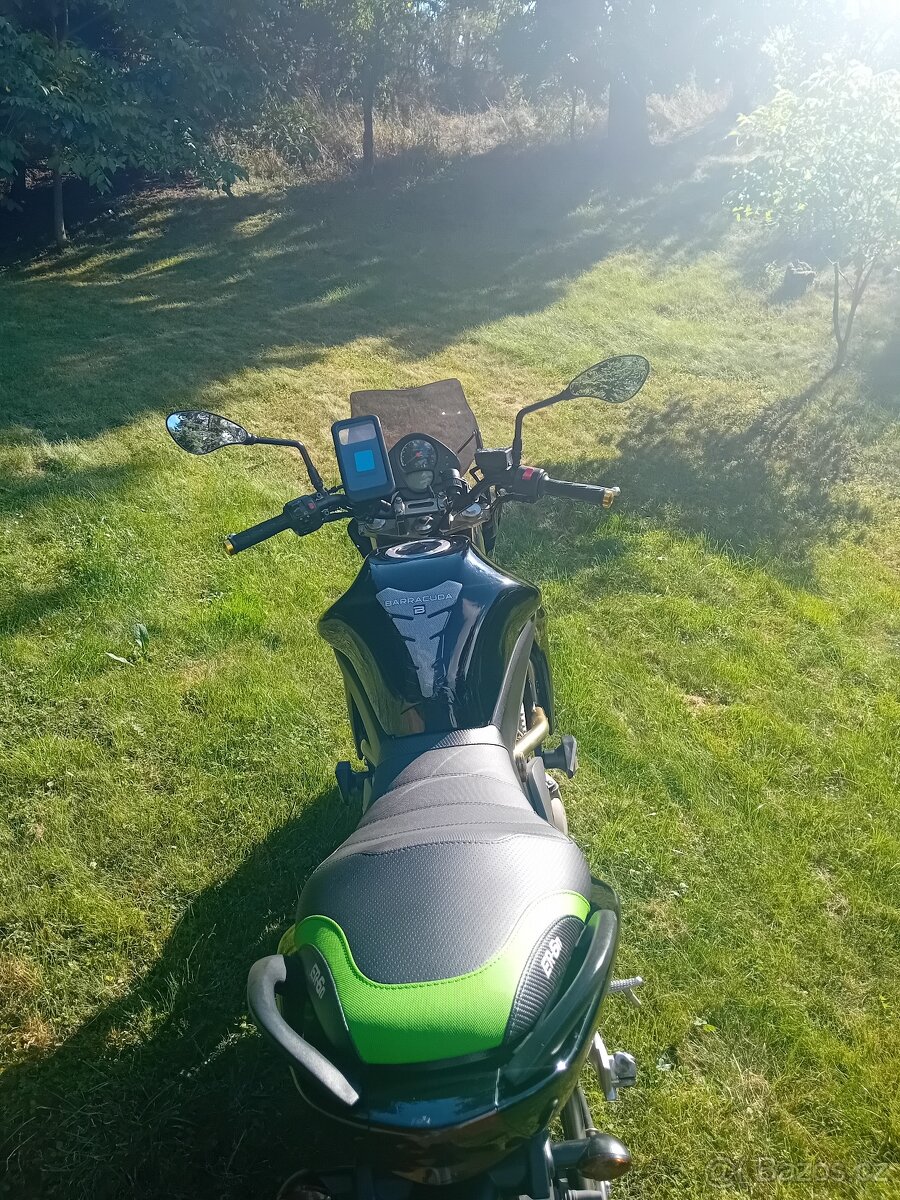 Prodám Kawasaki ER 6n - 4