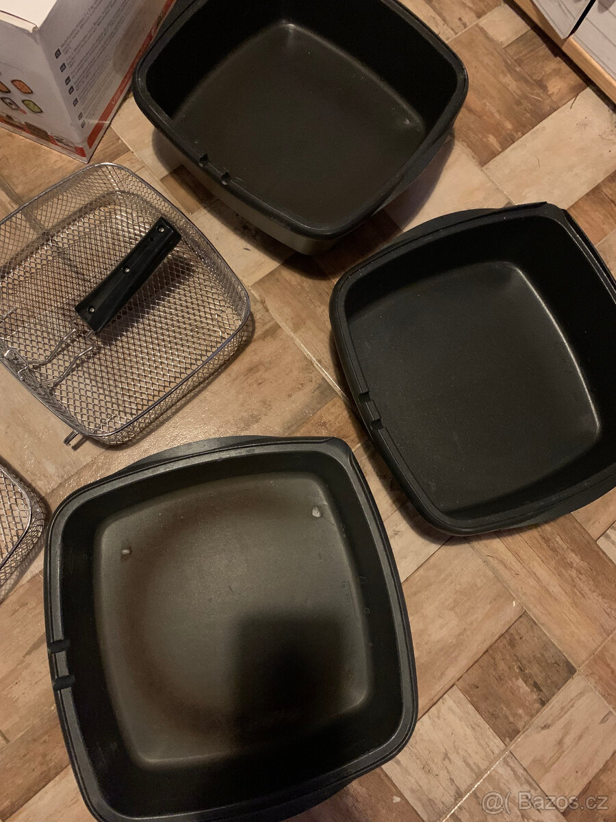 Fritéza Tefal Versalio deluxe 7v1 + 2 další vnitřní nádoby + - 4