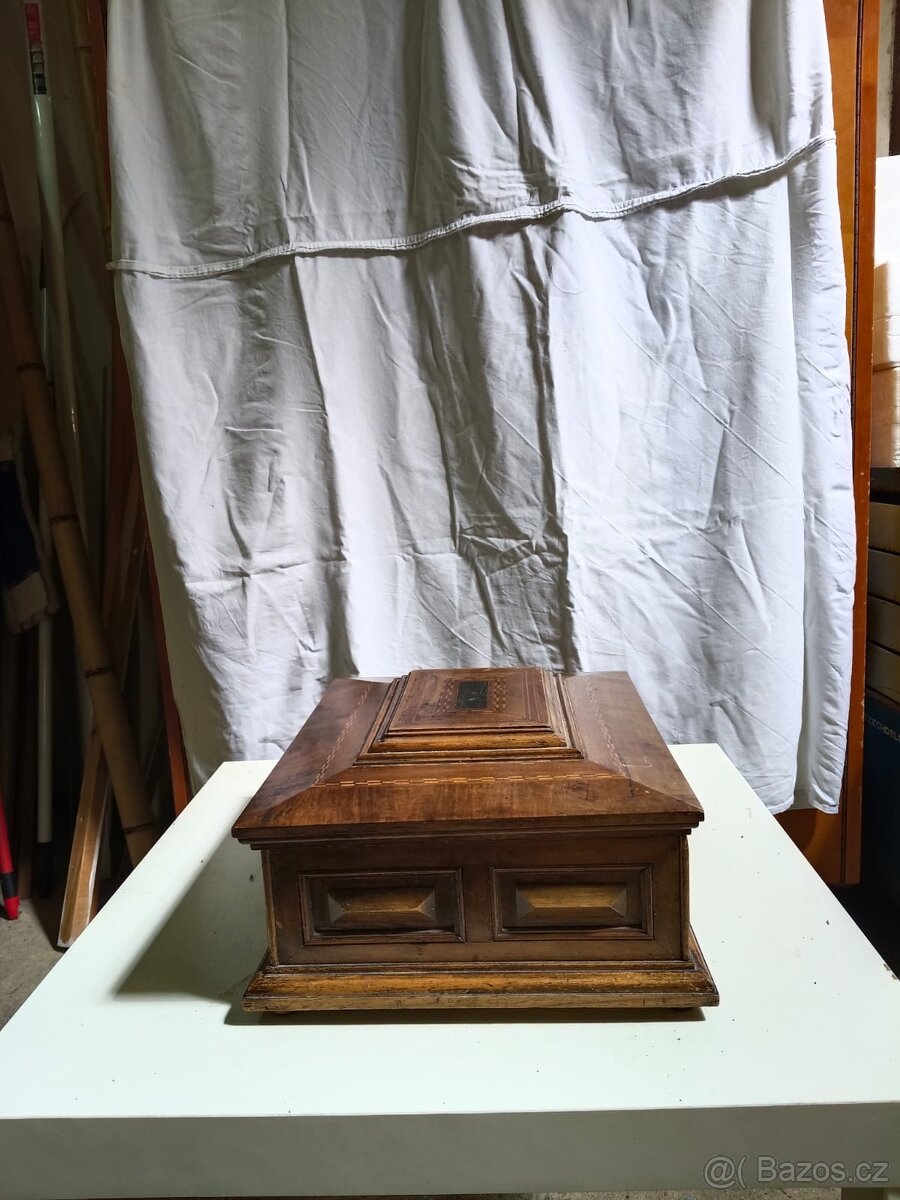 Starožitná dřevěná kazeta / šperkovnice s intarzií - 4