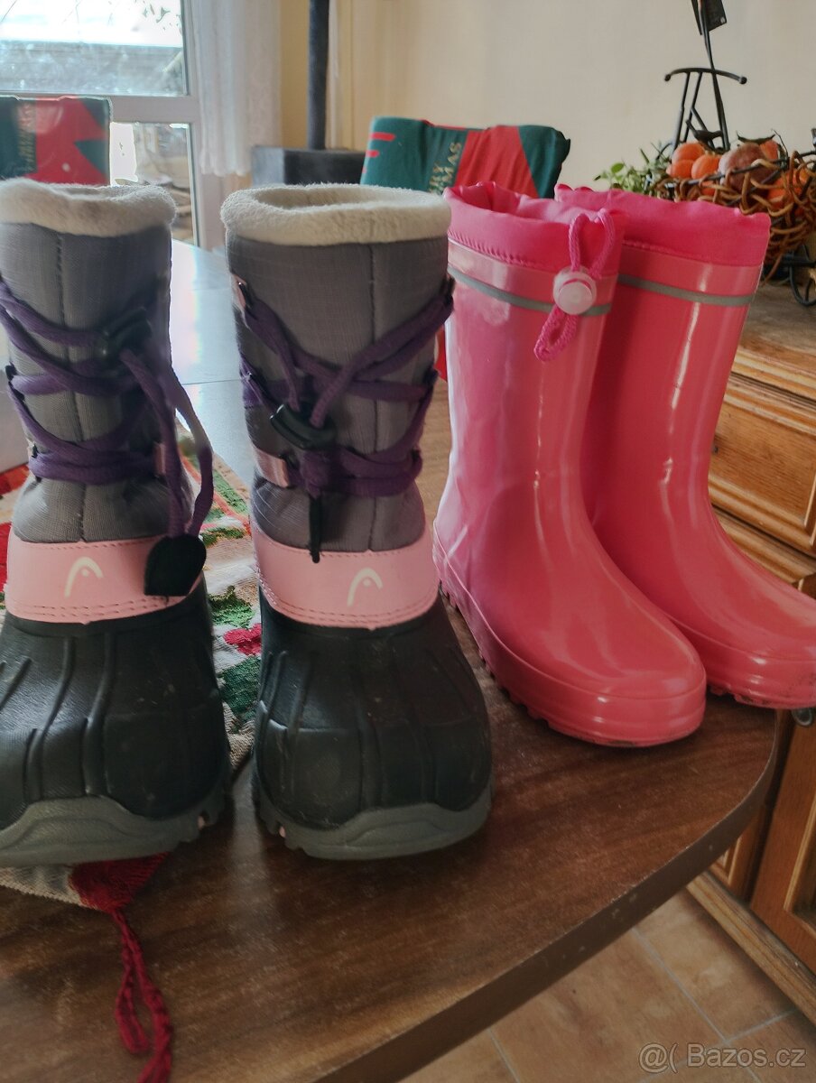 Čtvery zimní boty pro holčičku vel. 27,29 a 2x 31 - 4