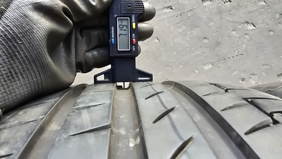 Letní pneu 245/45/19 Continental - 4