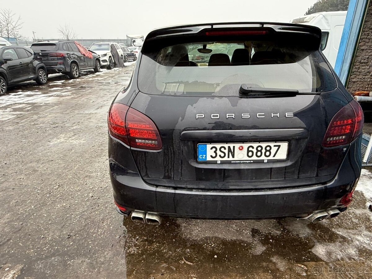 Porsche Cayenne Diesel 3.0 2012 motor start - 4