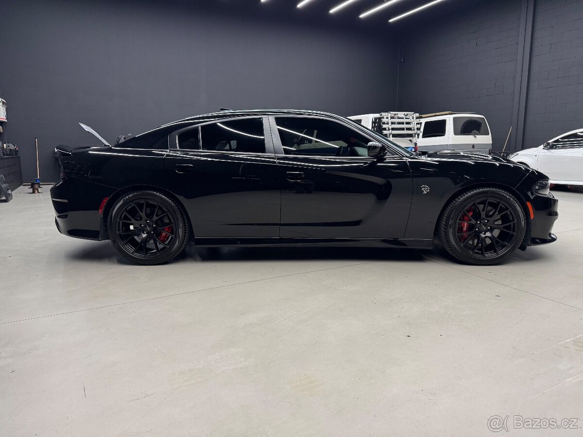 Dodge Charger 6.2 Hellcat - 4