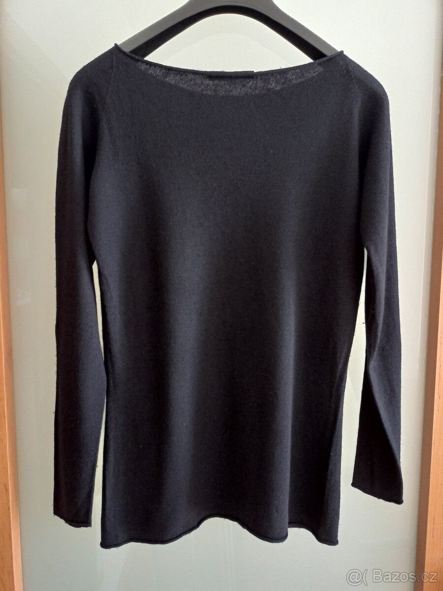 Značkový svetr vel. S/M - 4