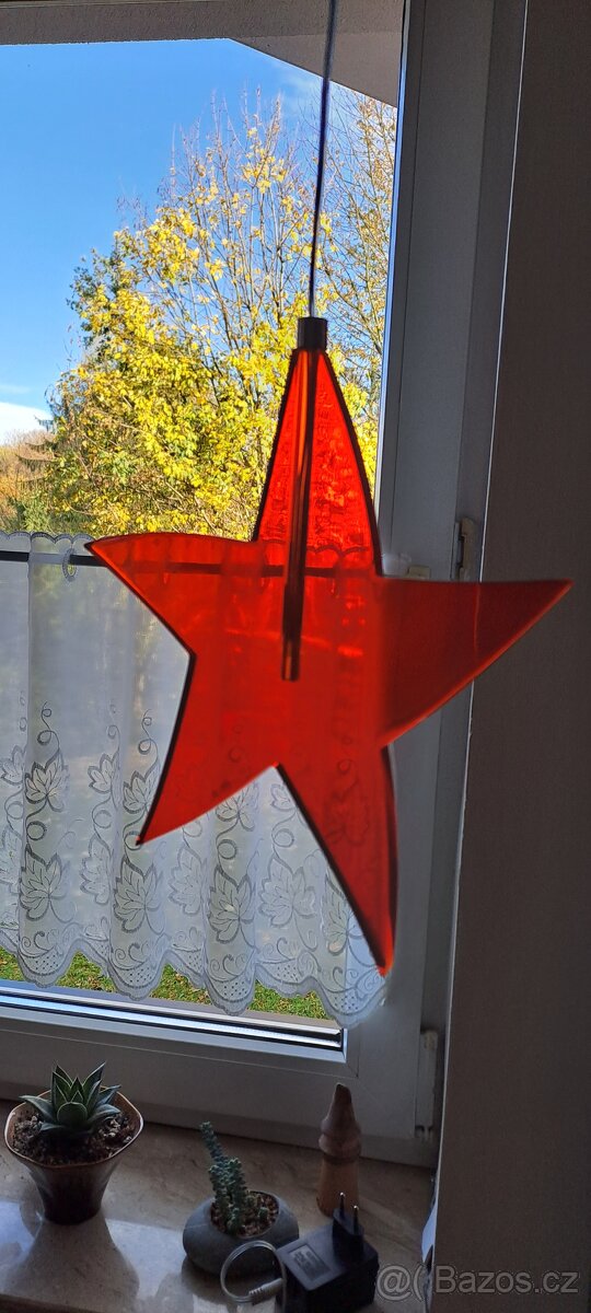 Vánoční hvězda - 4
