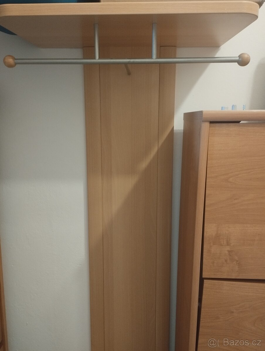 Botník a věšáková stěna - 4