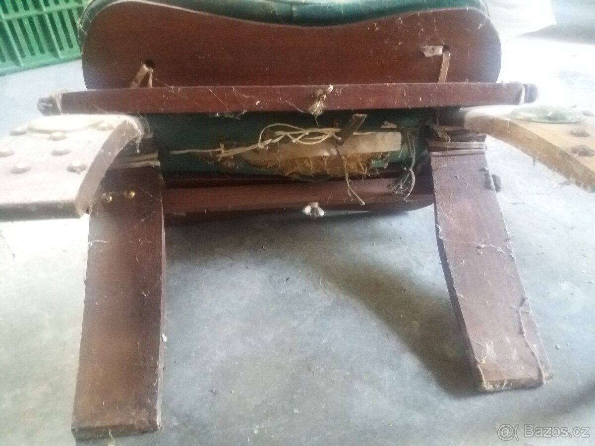 další retro nábytek - 4