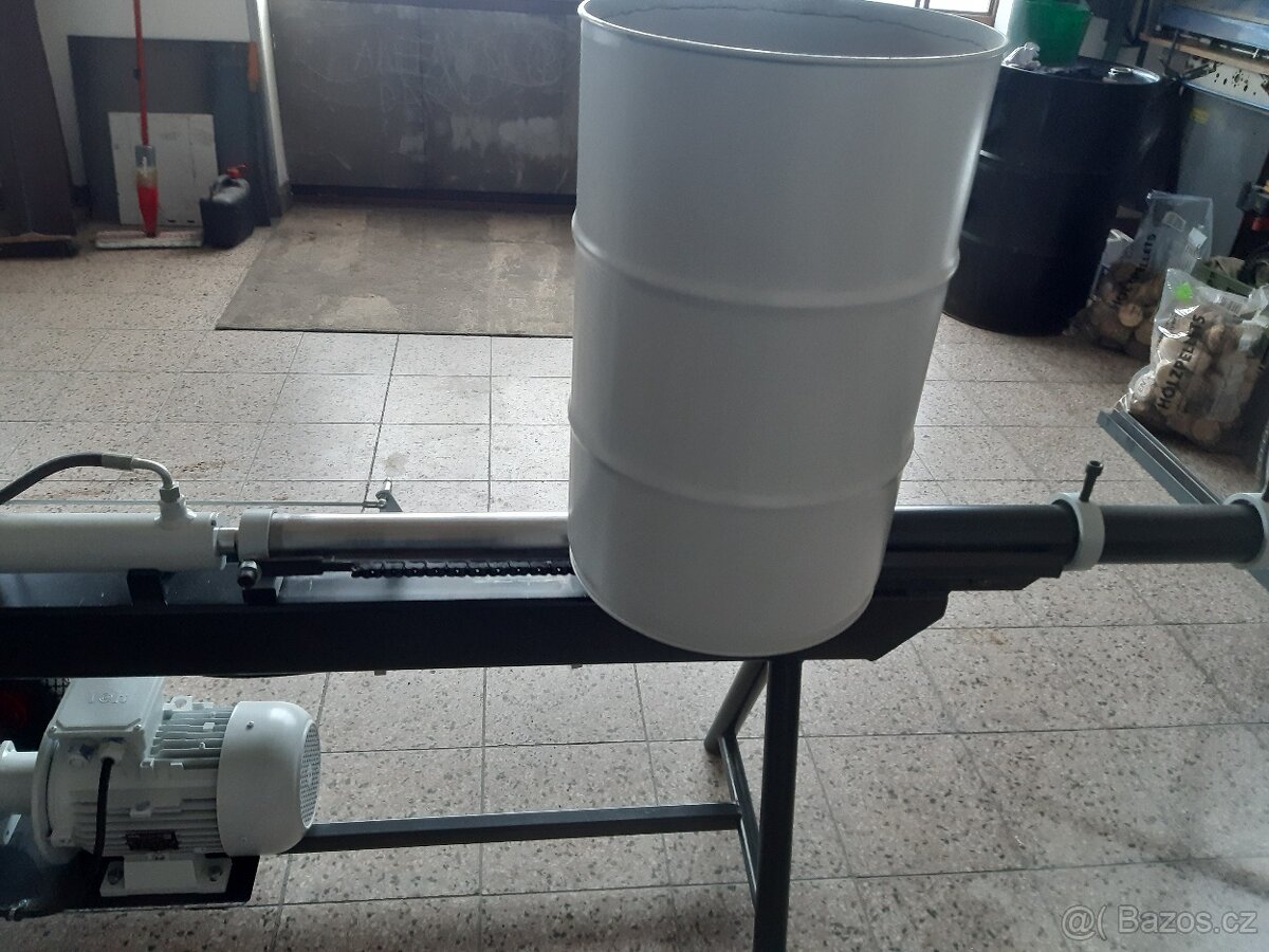 Briketovací lis - 4