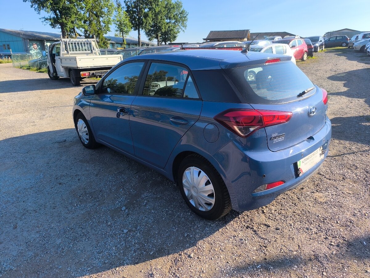 Hyundai i20, KRÁSNÝ,65KM,KLIMA,1MAJ,KUP CZ - 4