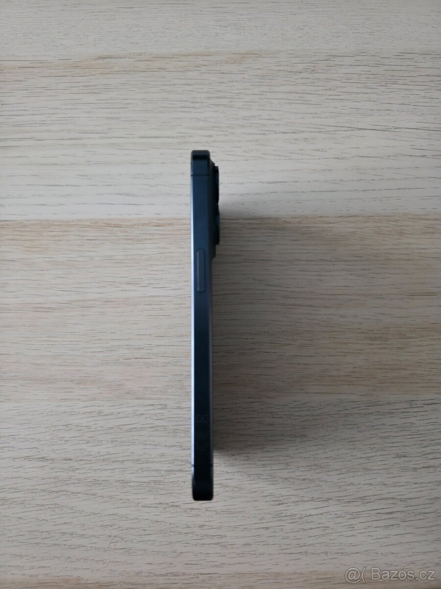 Iphone 15 Pro - 128 Gb + Airpods 3. generace 2021 - 4