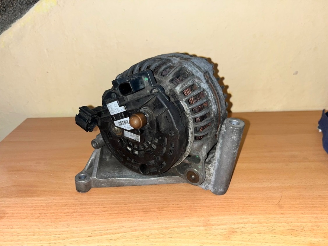 Alternátor 150A - VW T5 + Touareg 2,5 tdi - 4