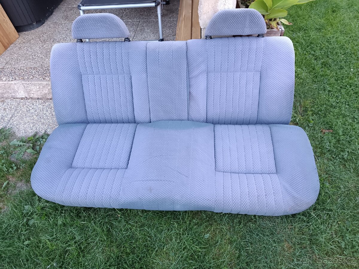 Tatra 613 sedacky - 4