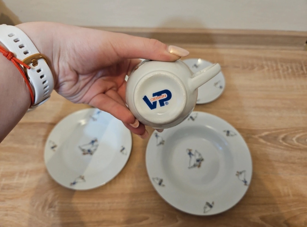 30 dílná sada nádobí VP design - 4