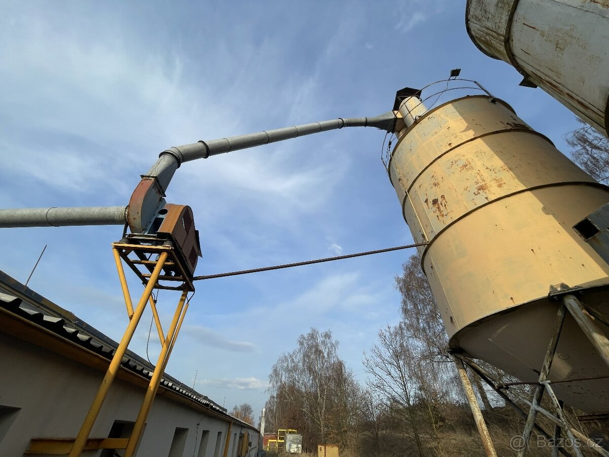 Silo - 4