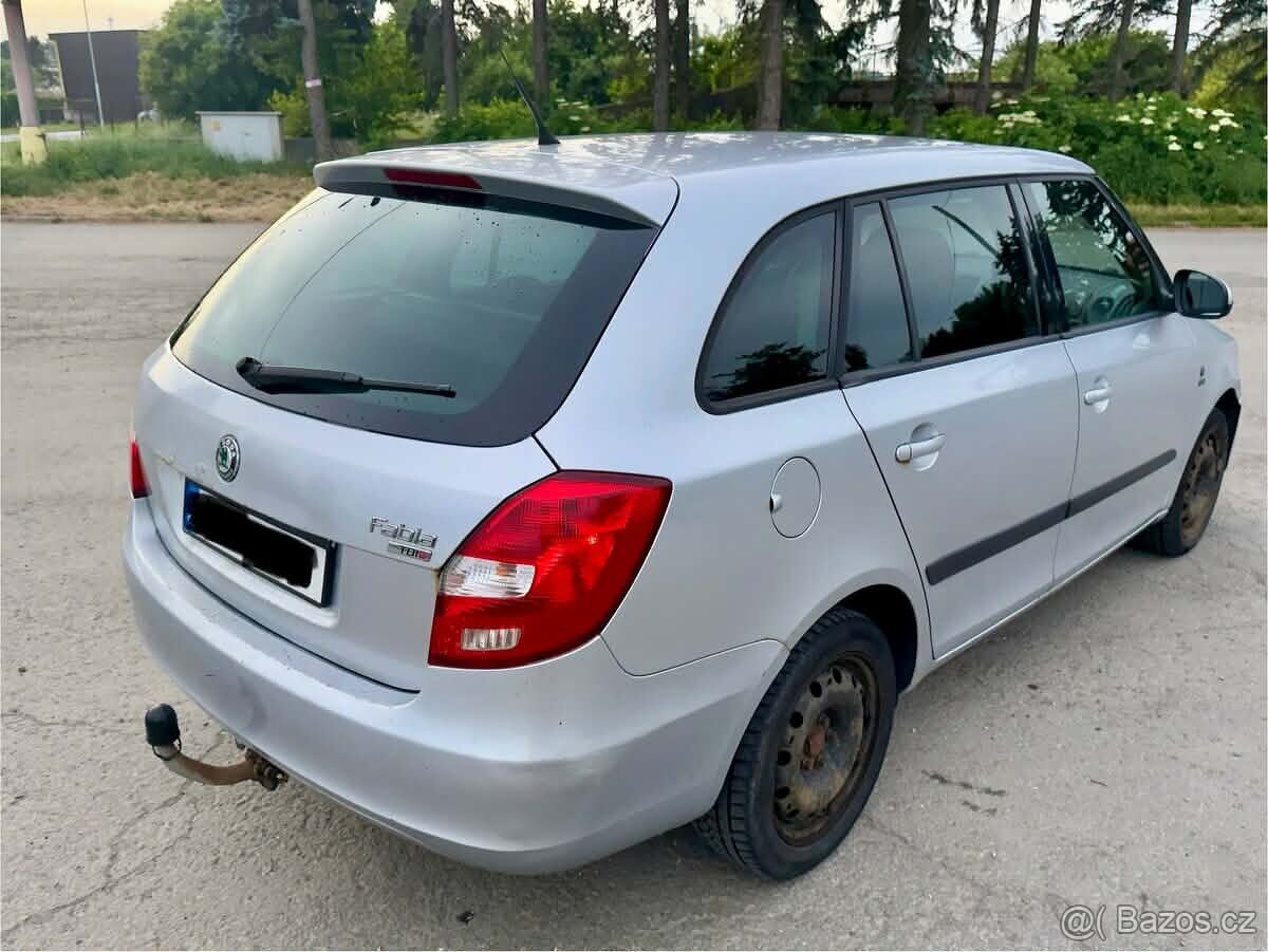 Škoda Fabia 2 - 4