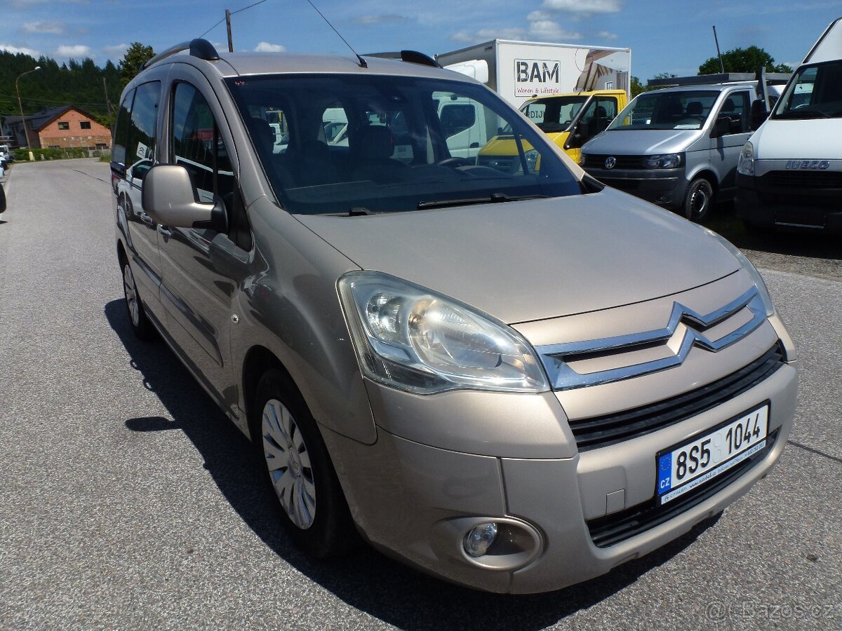 ⭐⭐⭐Citroen Berlingo 1,6 HDI Multispace 66kw⭐⭐⭐ - 4