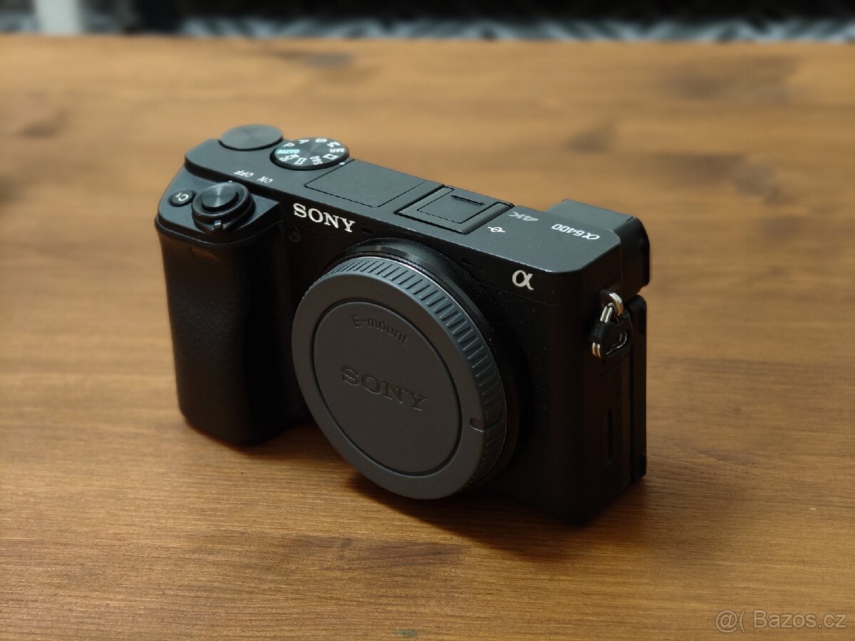 Sony a6400, Zhiyun Crane 2 s příslušenstvím - 4