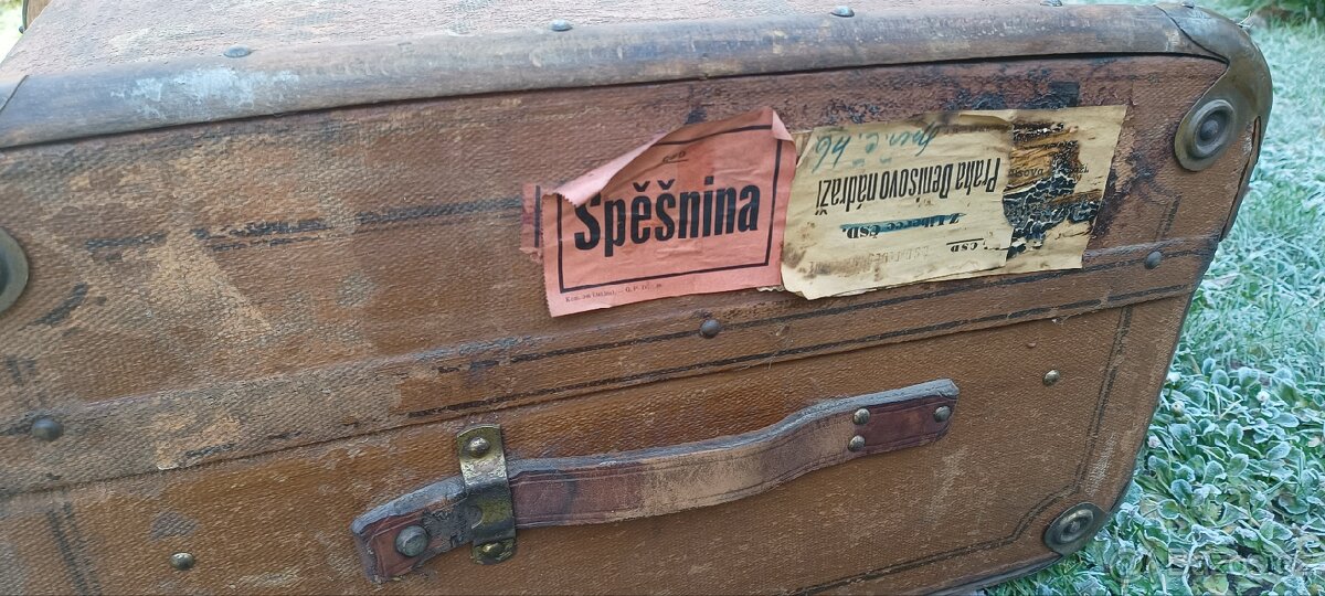 Starý kufr Kodak,truhla - 4