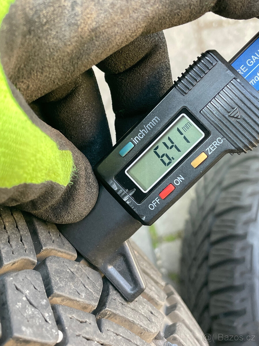 Alu kola 5x114,3 zn.BORBET 215/55 R17 zimní sada - 4