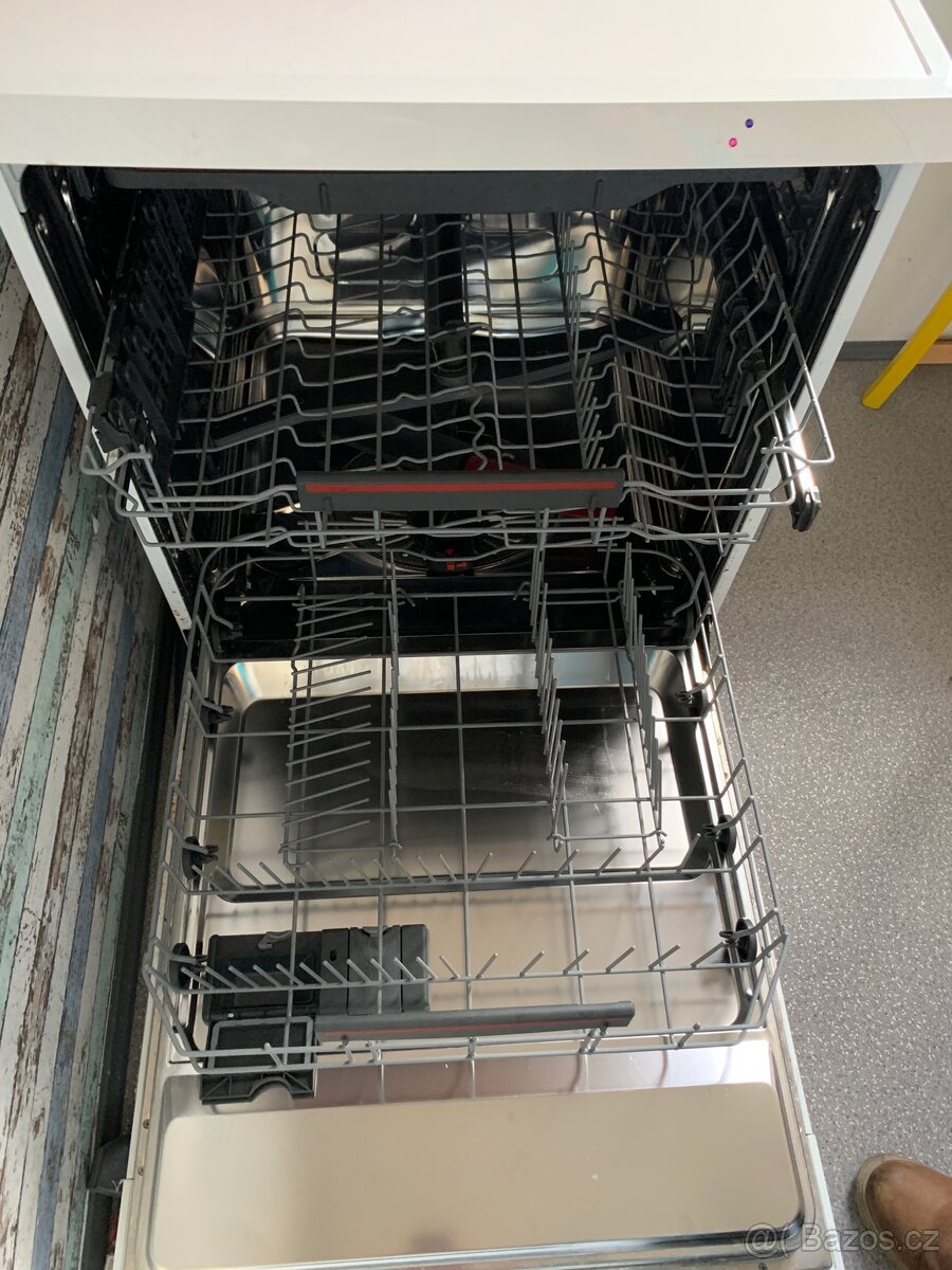 Myčka na nádobí AEG 7000 - 4