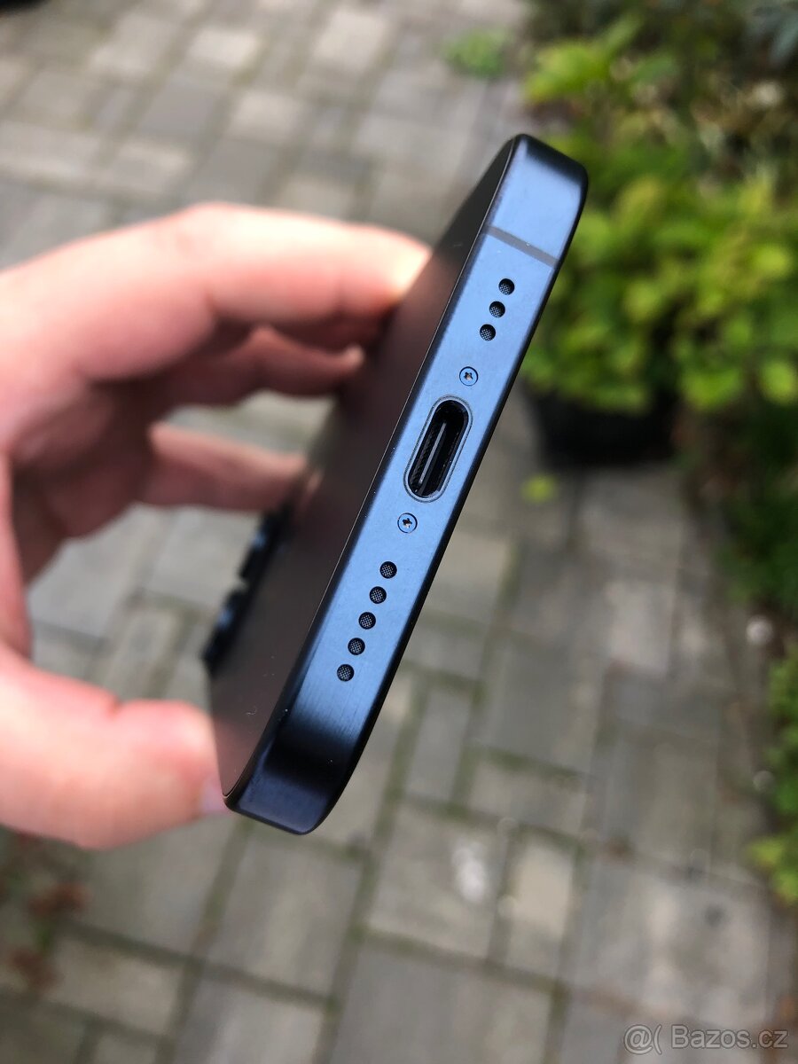 iPhone 15 PRO 128Gb v hezkém stavu, modrý - 4