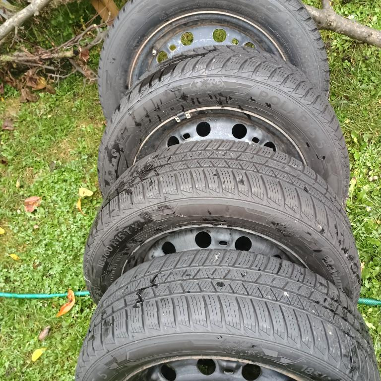 Sada kol 185/60/15 zimní pneu Barum 5x100, fabia - 4