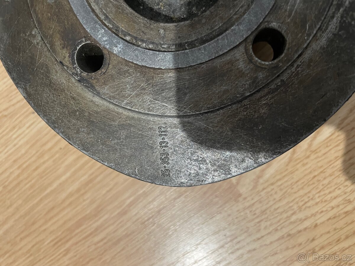 Jawa hlava válce - 4