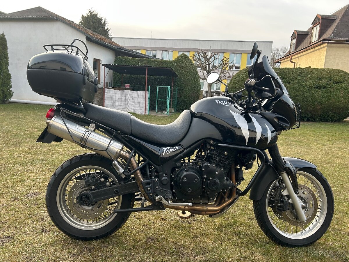 Triumph Tiger 955i - 4