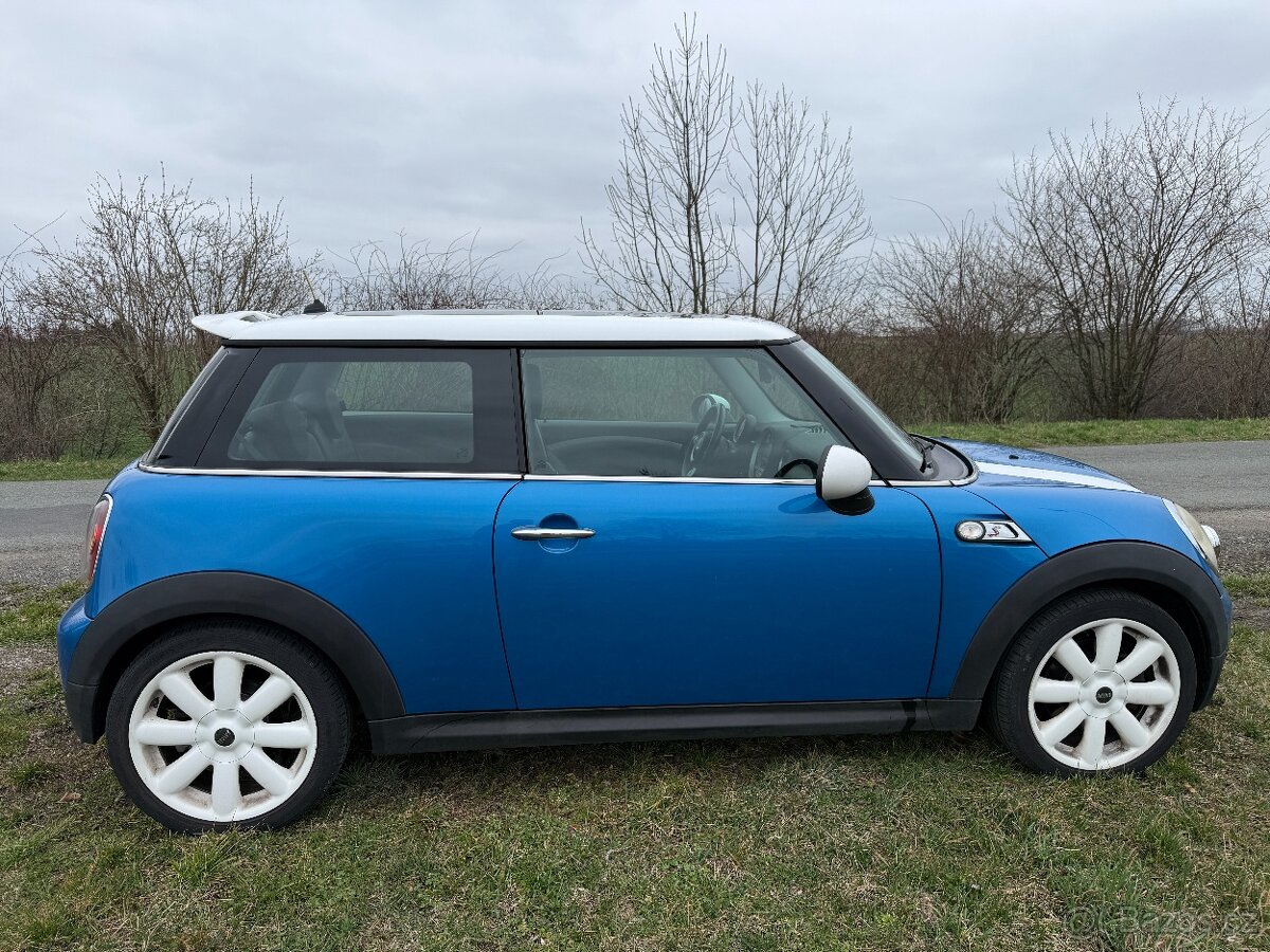 Mini Cooper S R56, 1.6 turbo - 4