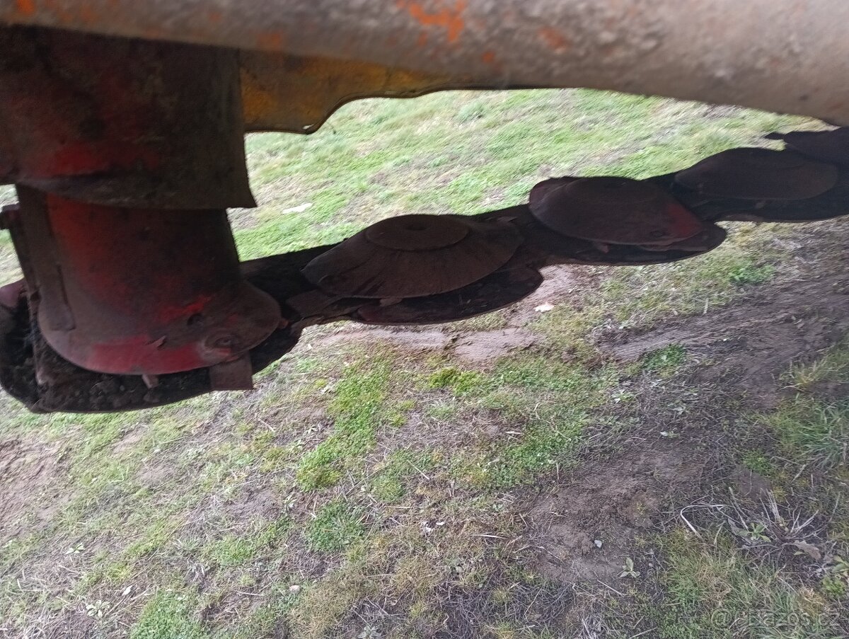 Disková sekačka pottinger novacat - 4