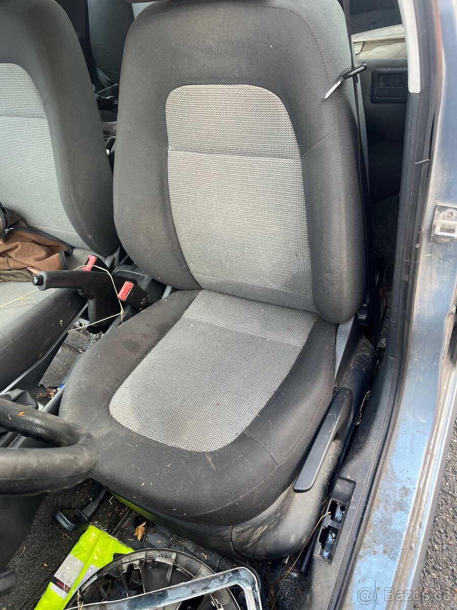 Skoda fabia 1 1,2i 2003 - 4