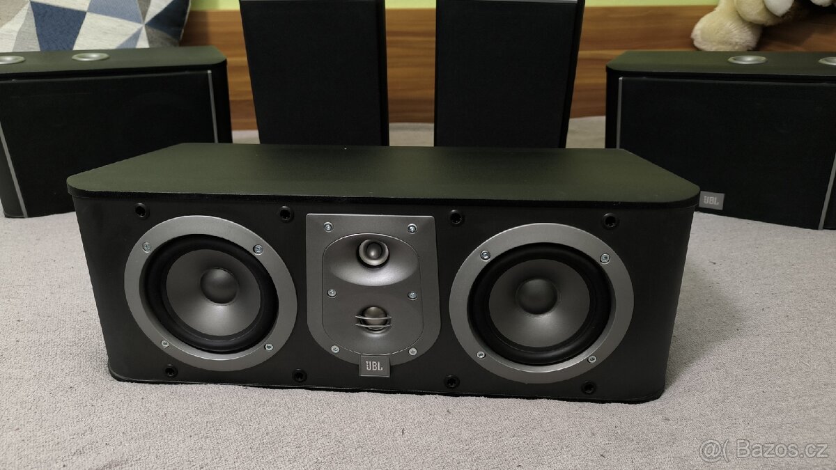 JBL reprobedny - sada 5.0, receiver Yamaha 4066, kabeláž - 4
