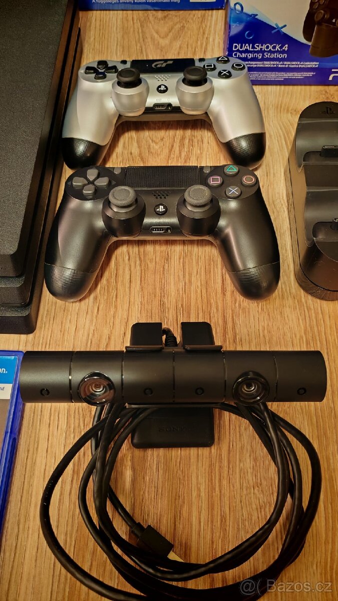 PlayStation 4 Pro 1TB - 4