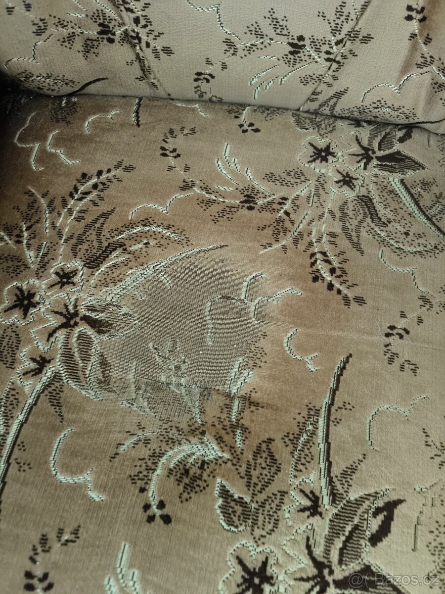 Sedačka, 2 křesla a 2 taburety - 4